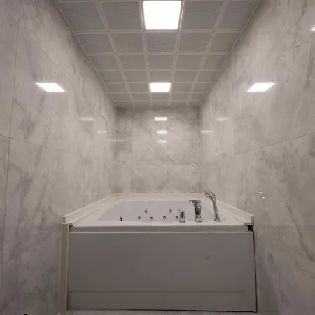 Alion Hotel 3*